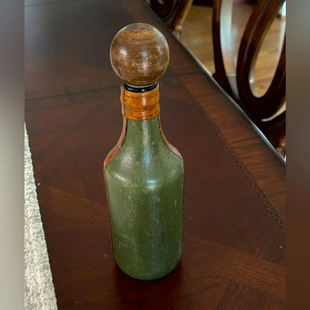 Vintage MCM Italian Leather Wrapped Wine/Liquor Decanter Bottle Very Rare
